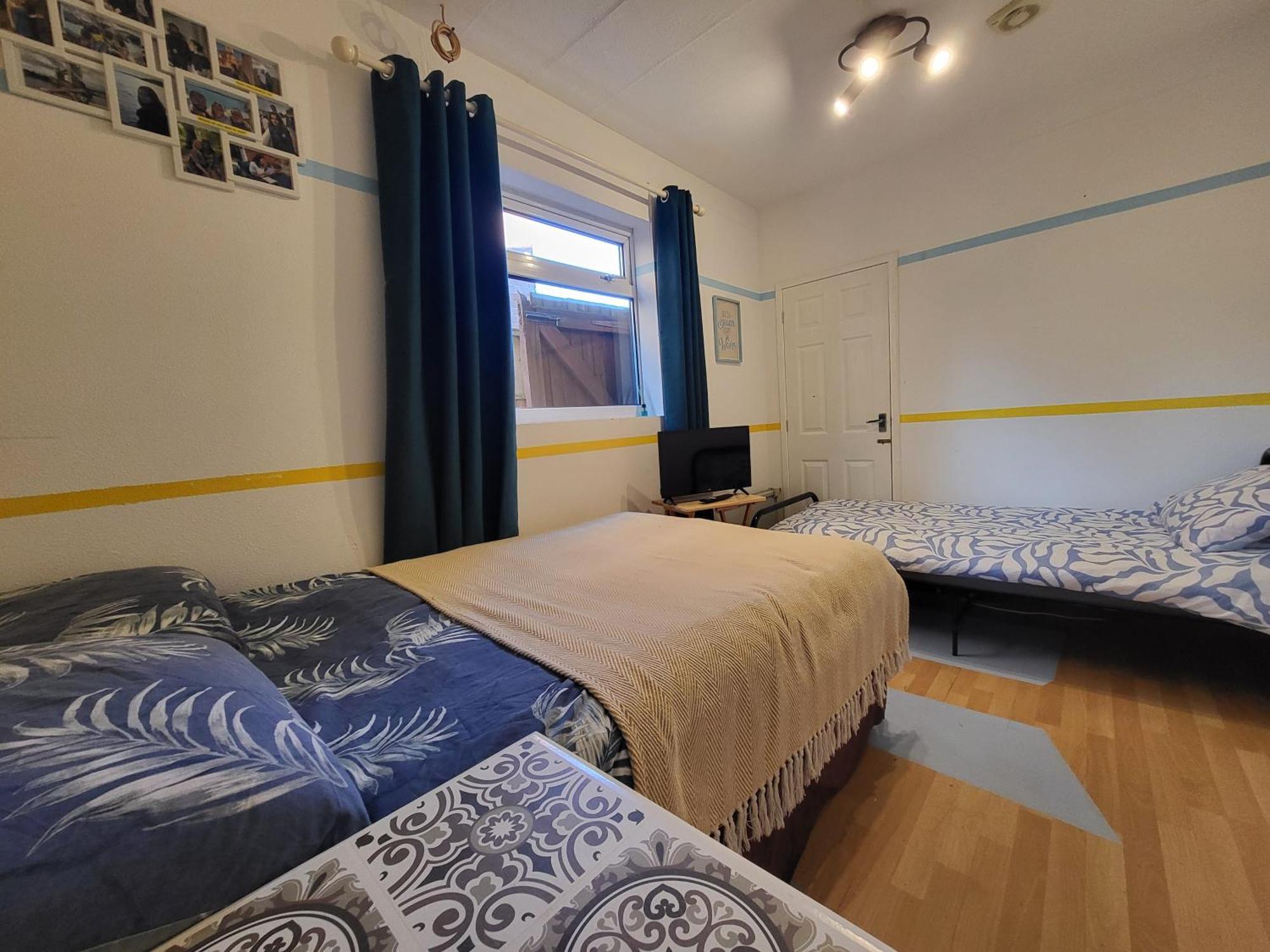 Mudeford Swans Apartment Christchurch  Exterior photo